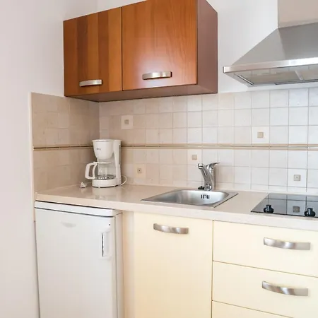 Apartments Luketina Apartment *