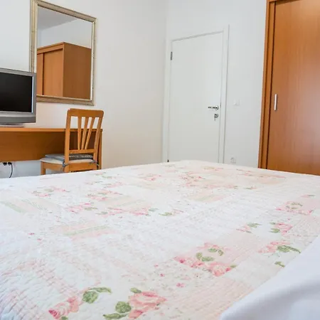 Apartments Luketina
