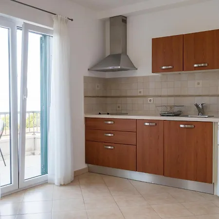 Apartments Luketina