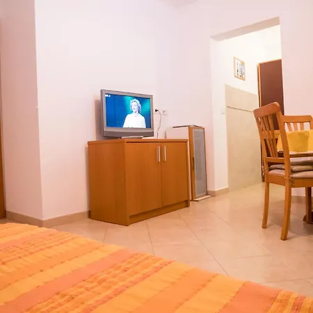 Apartment Apartments Luketina *