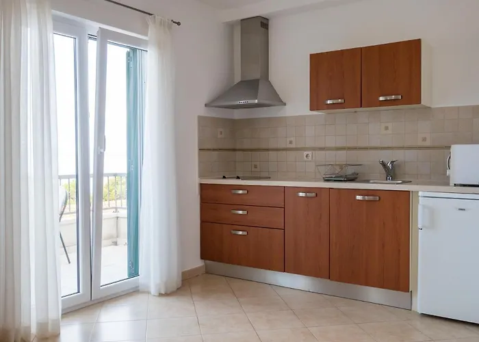 Apartments Luketina