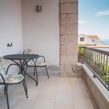 Luketina شقة Tučepi