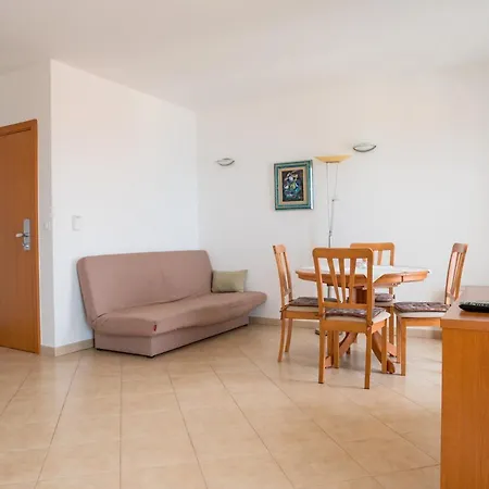 Apartment Luketina *