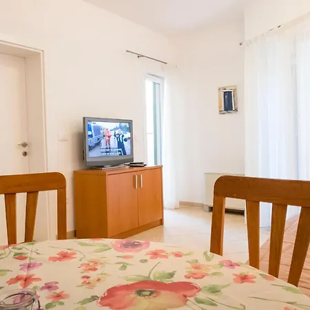 Luketina شقة Tučepi